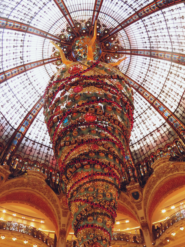 wildcherrytree-christmas-tree